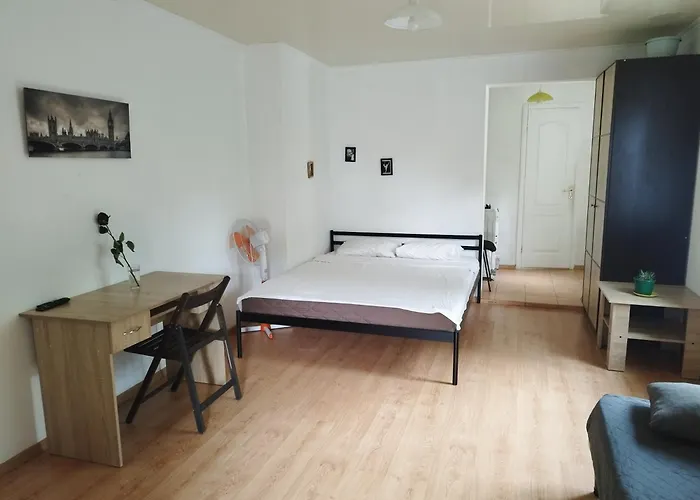 Apartments Center - Затишні Апартаменти В Центрі Біля Цума